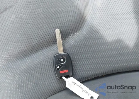 2012 Honda Fit z USA, uszkodzony, nr VIN JHMGE8H33CS001485